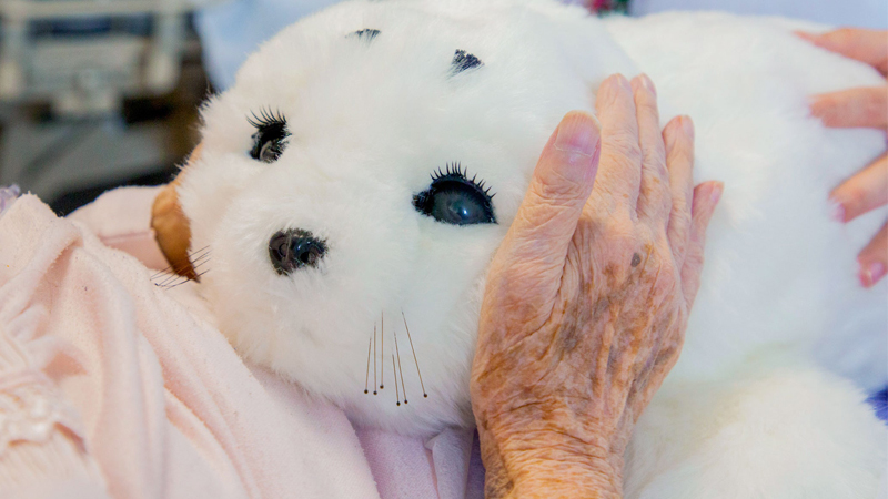 Robot th&uacute; cưng PARO